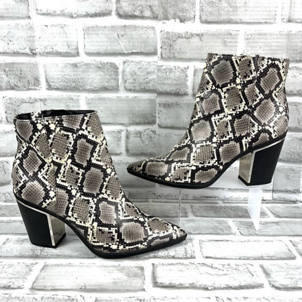 CIRCUS BY SAM EDELMAN Cal Women’s Size 8.5 Beige Snake Heel Booties